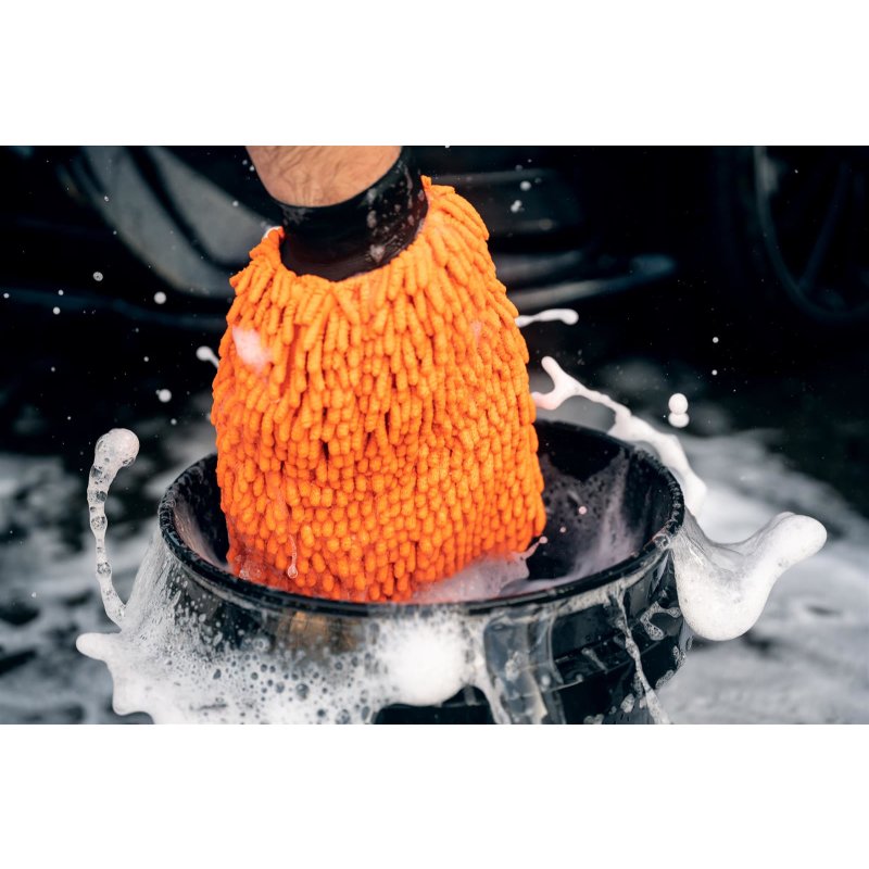 konjuhi-chenille-waschhandschuh-orange-3 KONJUHI Chenille Waschhandschuh Orange